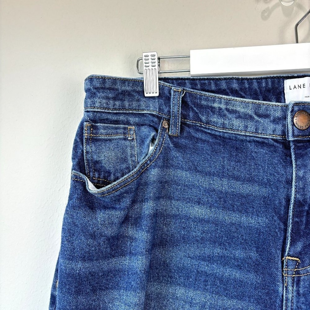Lane Bryant Signature Fit Relaxed Straight Jeans 16 - Picture 3 of 8